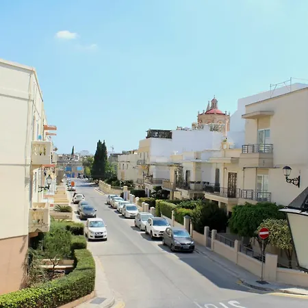 Balzanija Boutique